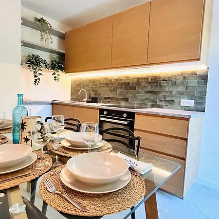 Apartment Eze - Coliving, Parking & Breakfast *