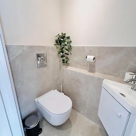 Appartement Eze - Coliving, Parking & Breakfast
